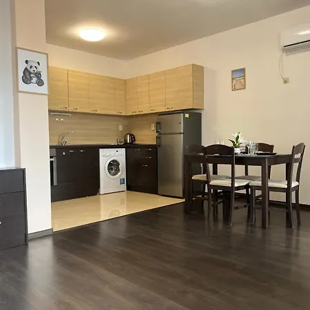 Lazur Aqua * Burgas City